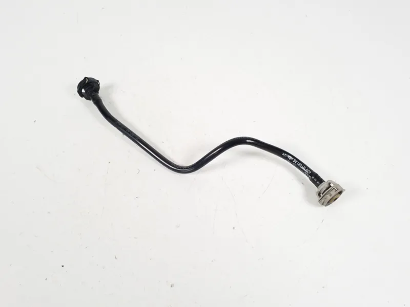 Additional water tank pipe A6 12><14 2.0L / QUATTRO 12><15 3.0L V6 A7 QUATTRO 12><15 3.0L