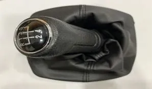 Gear knob (5 SPEED) POLO 02>