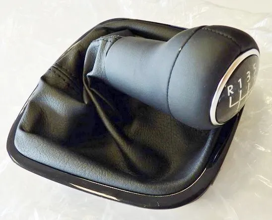 Gear knob (5 SPEED) POLO 11>