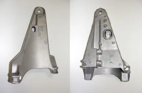 Engine Bracket  T5 03>